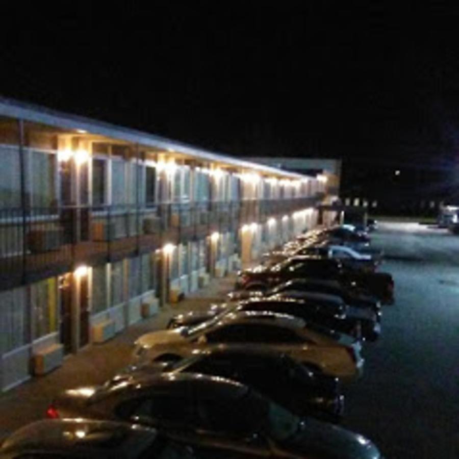 Regency Inn Fayetteville/Fort Bragg Exteriör bild